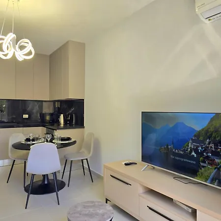 Apartmán The Balcony Break Beachside Living In Durres Golem (Tirana)