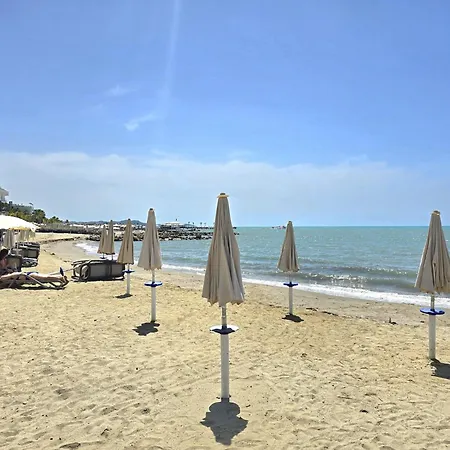 The Balcony Break Beachside Living In Durres *